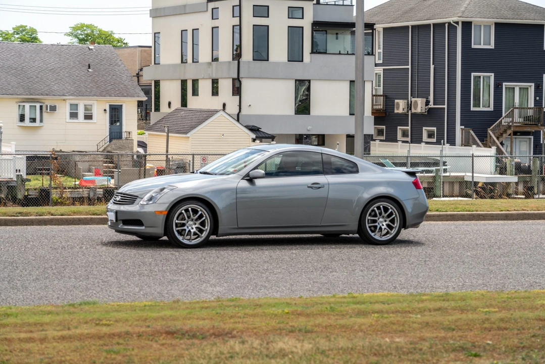 2005 Infiniti G35 3rd Gen - Image 10 of 31