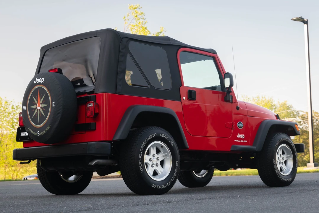 2005 Jeep TJ Wrangler - Image 15 of 31