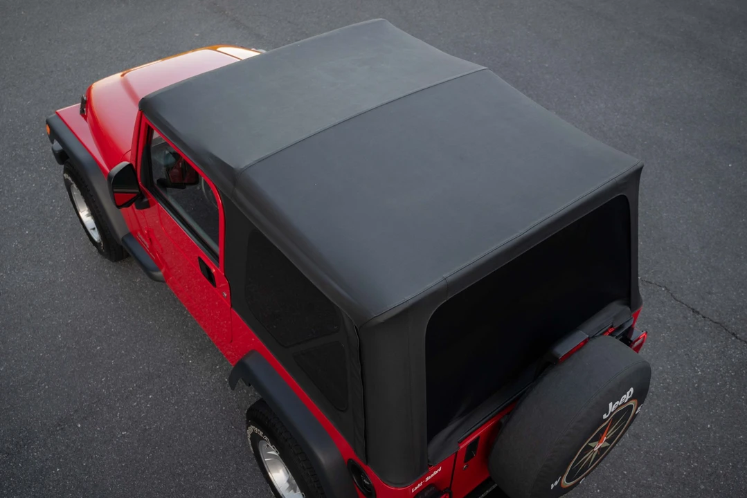 2005 Jeep TJ Wrangler - Image 21 of 31
