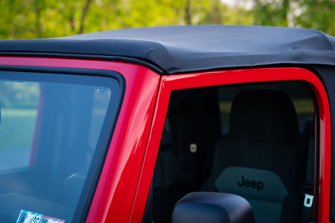 2005 Jeep TJ Wrangler - Image 23 of 31