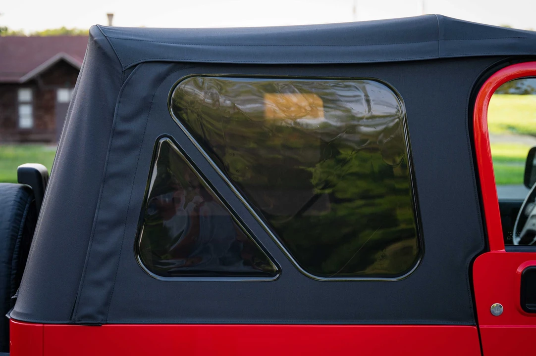 2005 Jeep TJ Wrangler - Image 26 of 31