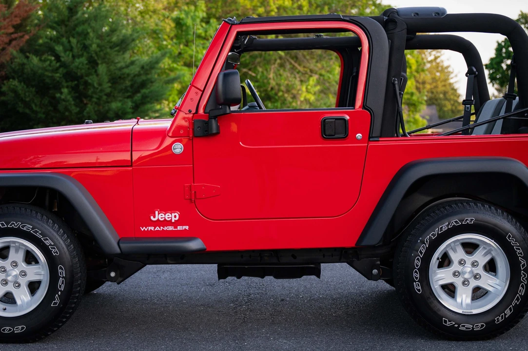 2005 Jeep TJ Wrangler - Image 29 of 31