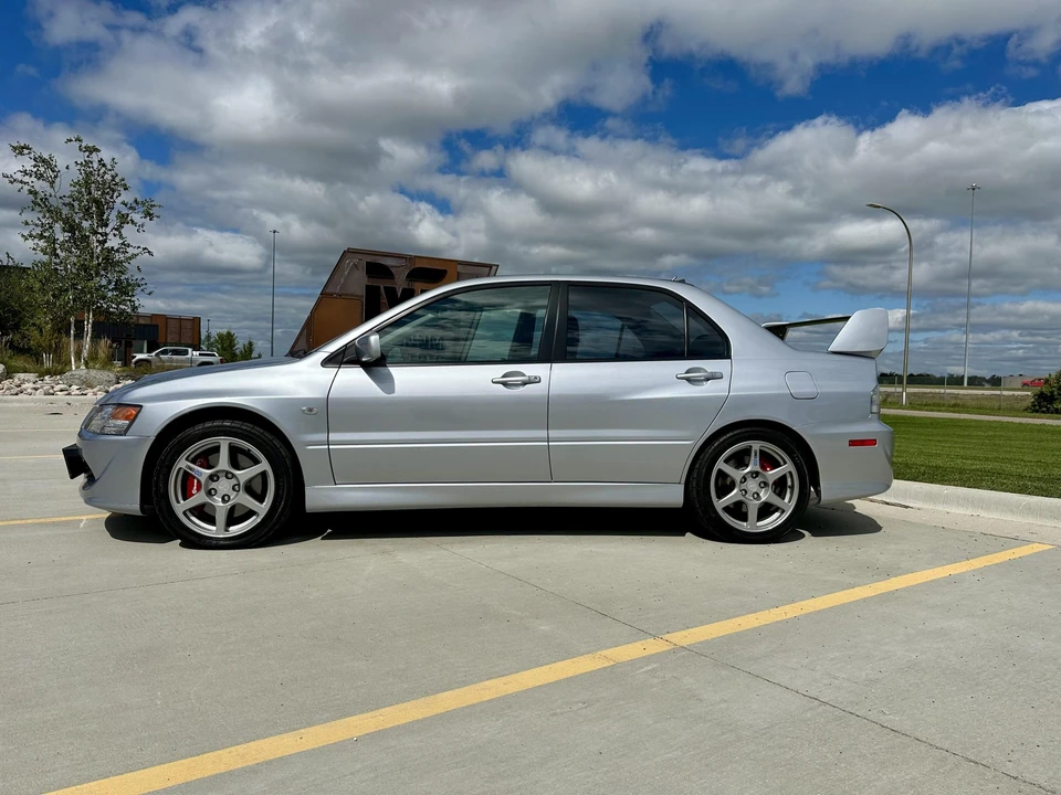 2005 Mitsubishi Lancer Evolution VIII 7th Gen - Image 4 of 31