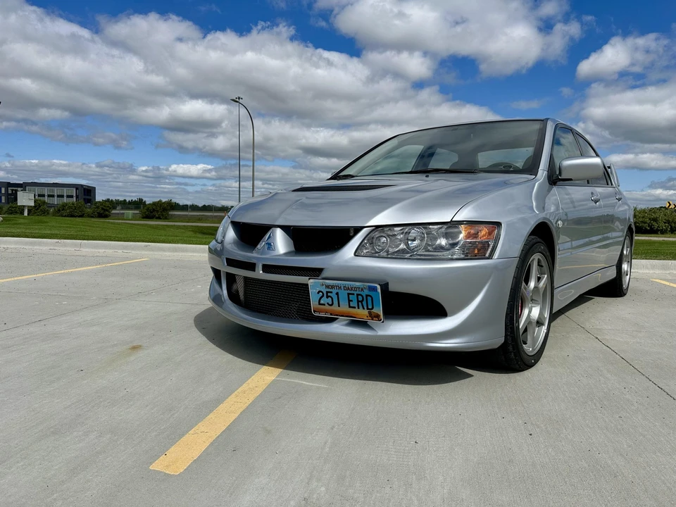 2005 Mitsubishi Lancer Evolution VIII 7th Gen - Image 2 of 31