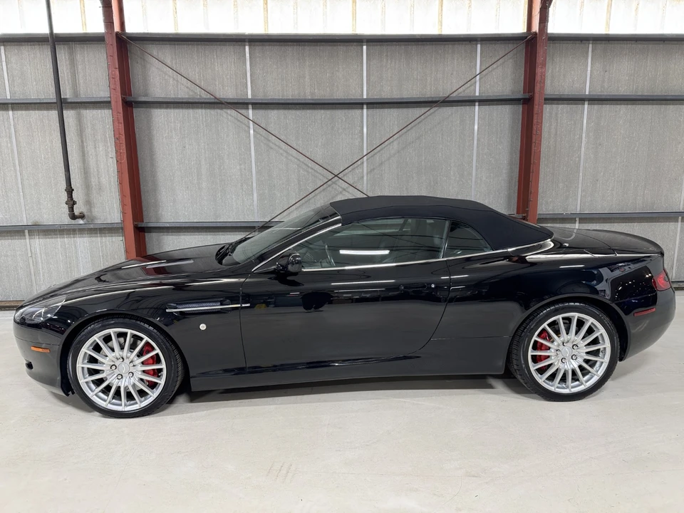2006 Aston Martin DB9 - Image 23 of 31