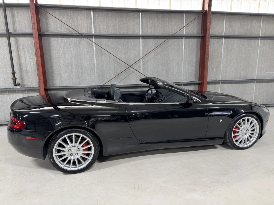 2006 Aston Martin DB9 - Image 12 of 31