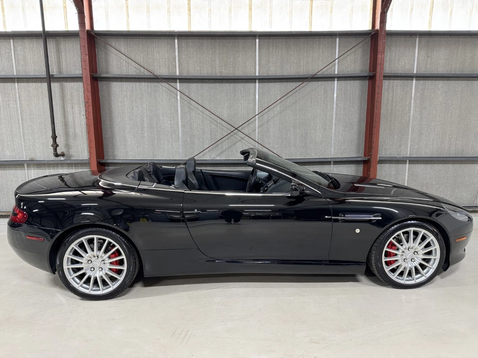 2006 Aston Martin DB9 - Image 13 of 31