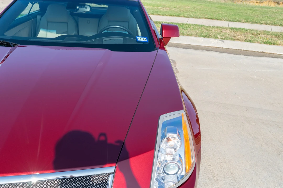 2006 Cadillac XLR-V - Image 17 of 31