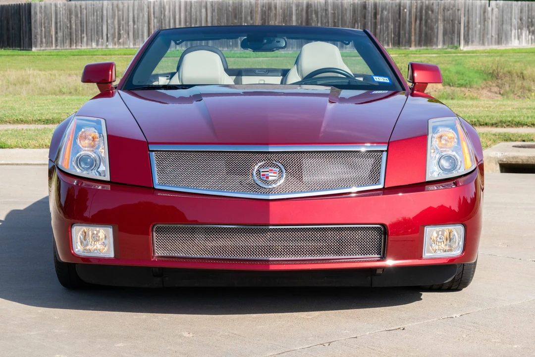 2006 Cadillac XLR-V - Image 3 of 31