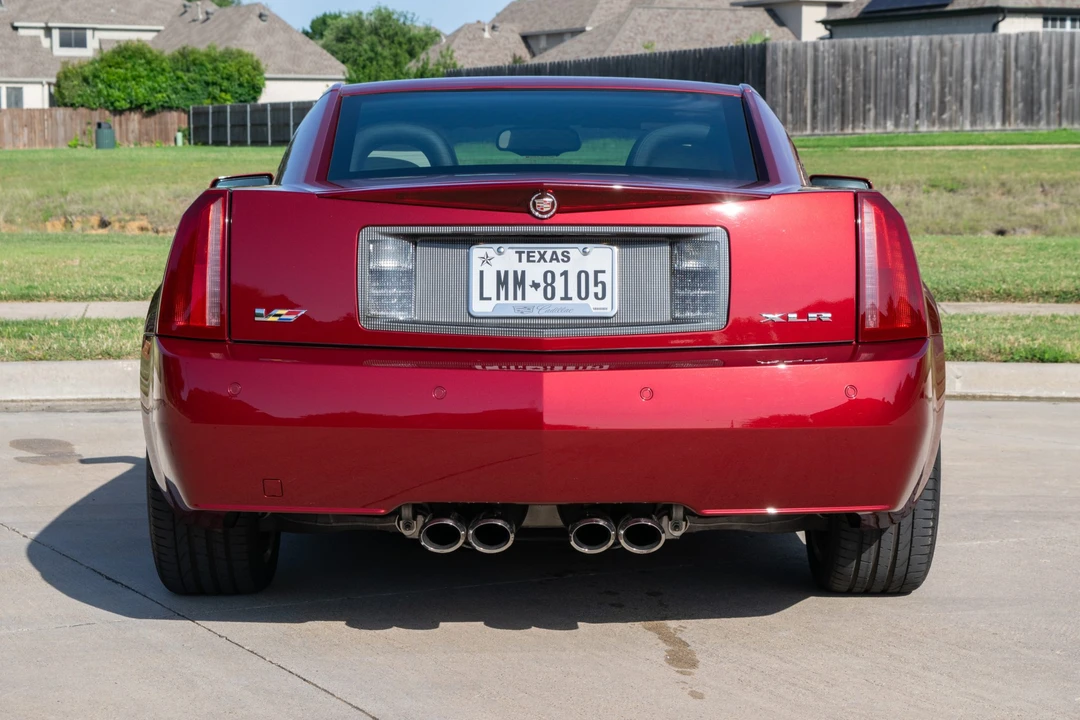 2006 Cadillac XLR-V - Image 13 of 31