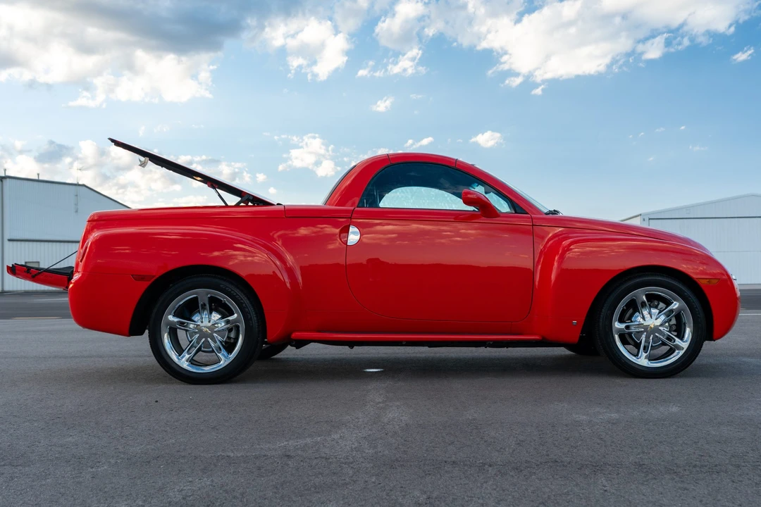 2006 Chevrolet SSR - Image 23 of 31