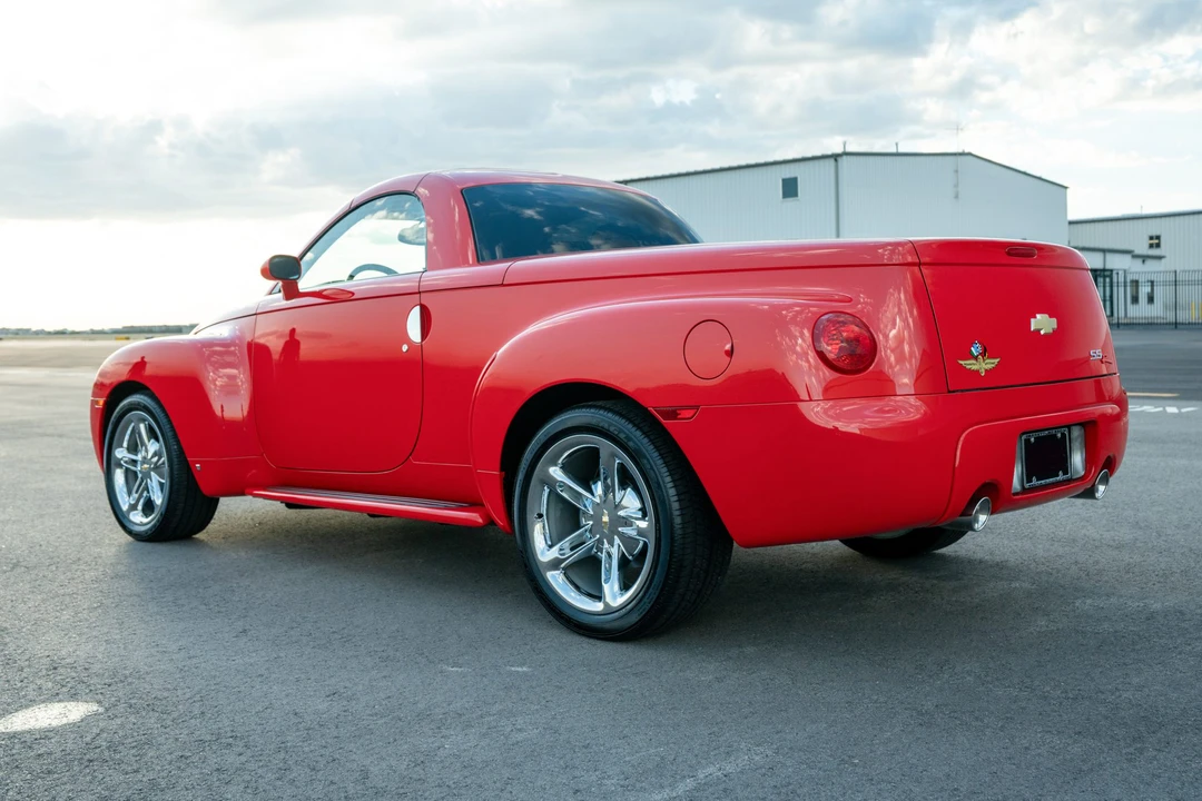 2006 Chevrolet SSR - Image 4 of 31