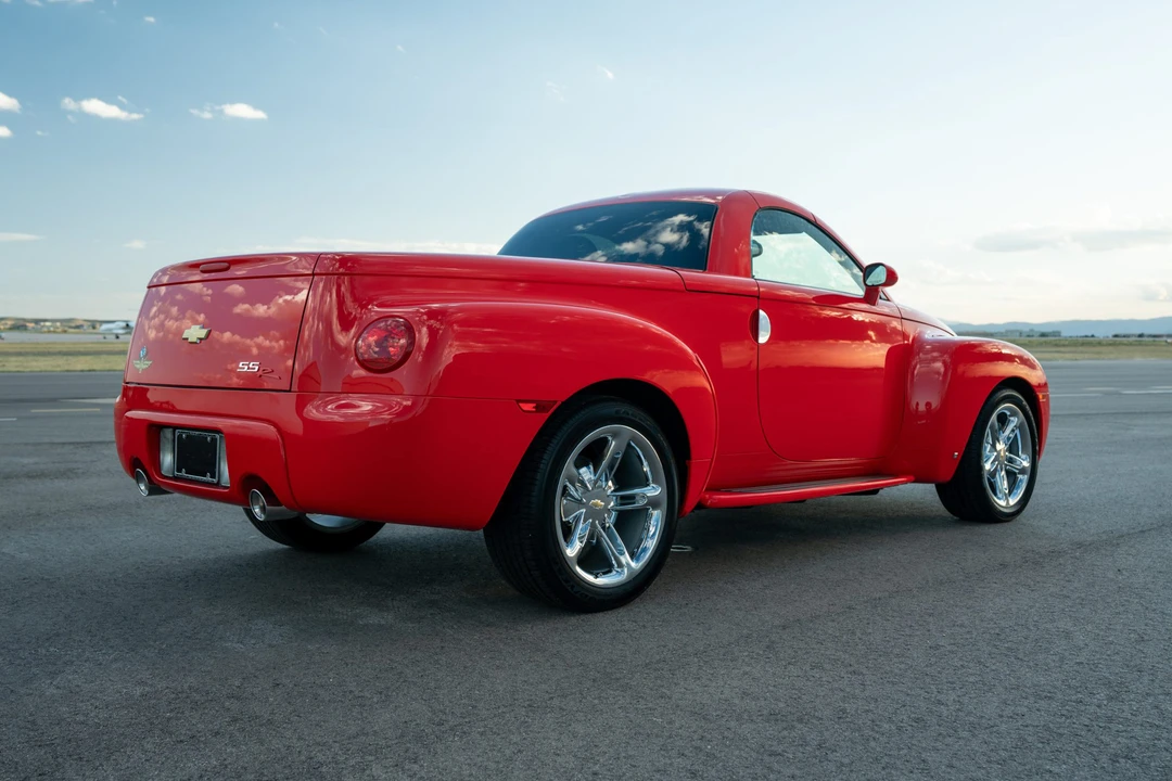 2006 Chevrolet SSR - Image 6 of 31