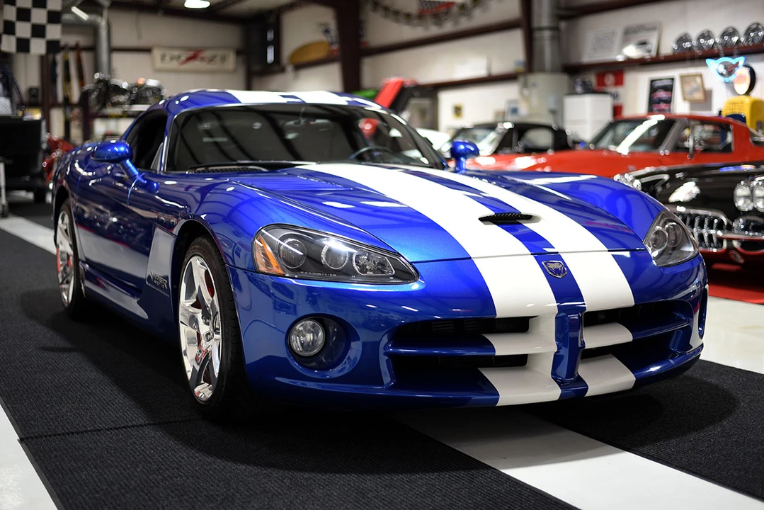 2006 Dodge Viper 3rd Gen - Image 16 of 31