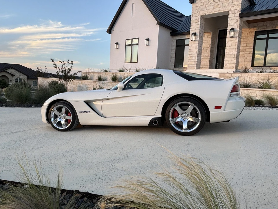 2006 Dodge Viper 3rd Gen - Image 20 of 31