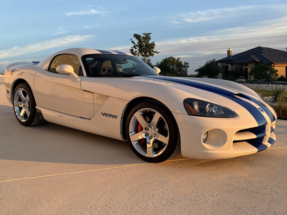 2006 Dodge Viper 3rd Gen - Image 10 of 31
