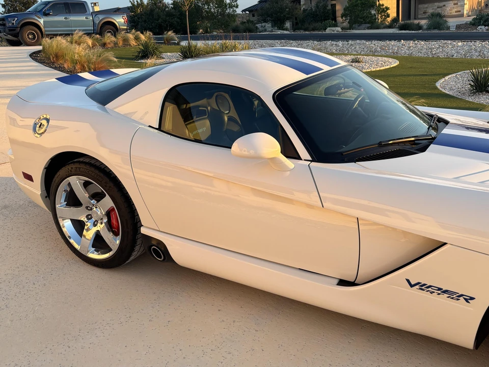 2006 Dodge Viper 3rd Gen - Image 9 of 31