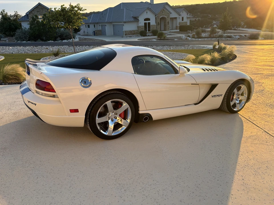 2006 Dodge Viper 3rd Gen - Image 7 of 31