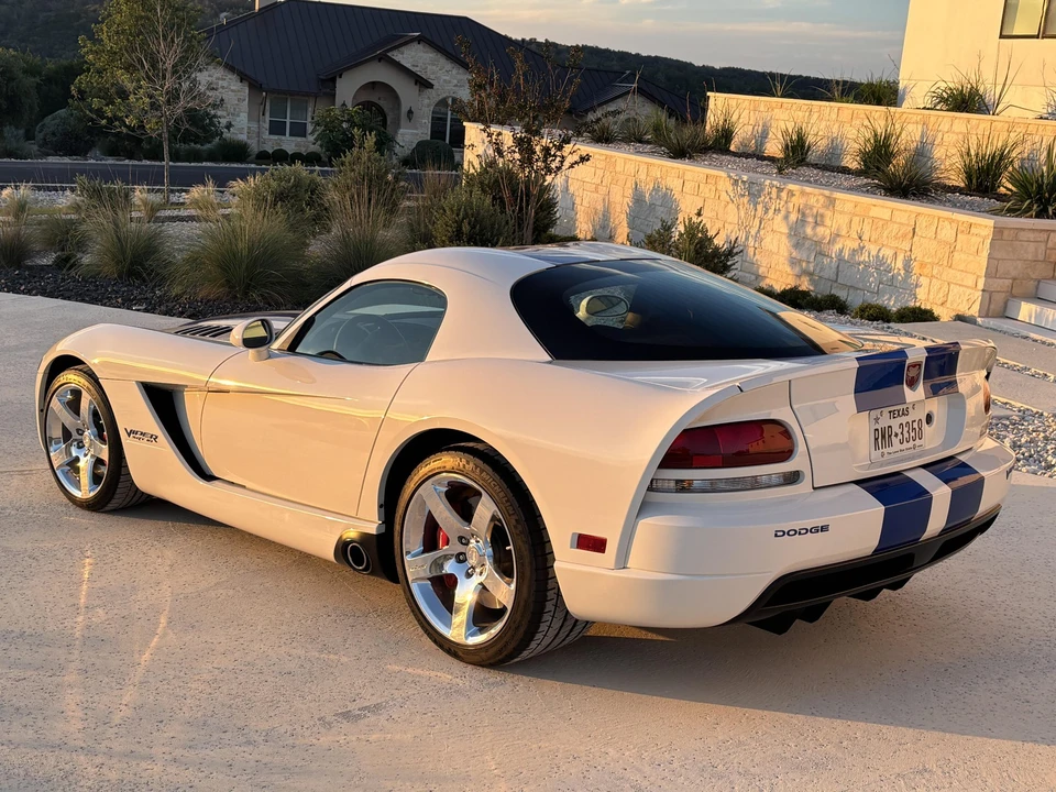 2006 Dodge Viper 3rd Gen - Image 5 of 31