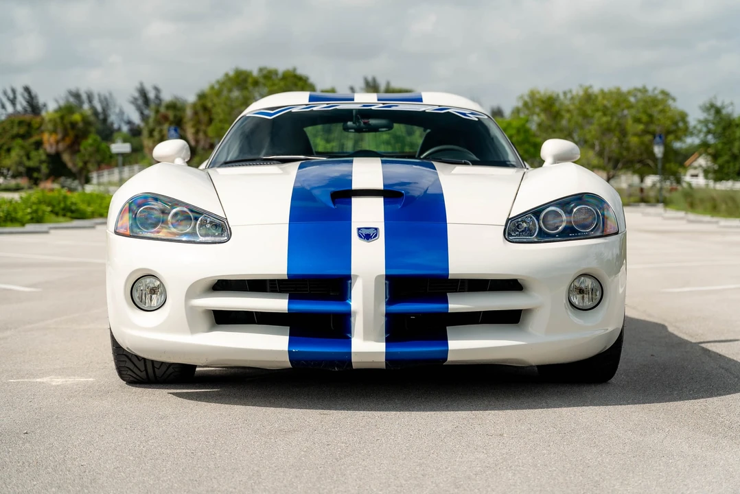 2006 Dodge Viper 3rd Gen - Image 3 of 31