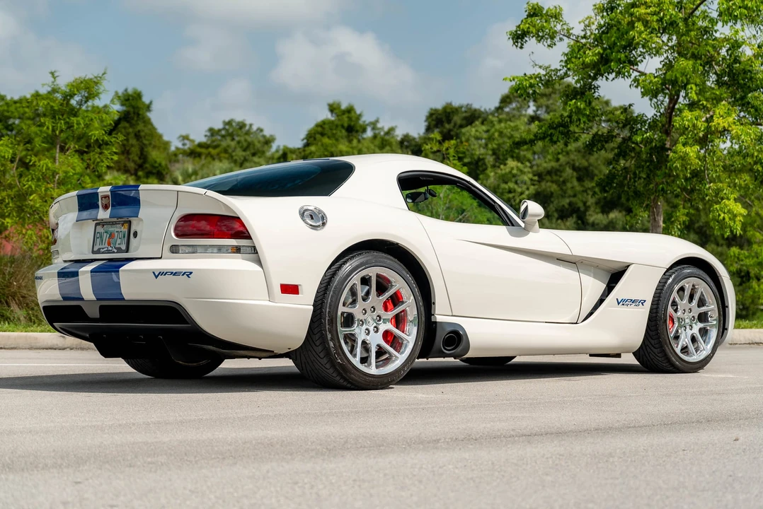 2006 Dodge Viper 3rd Gen - Image 11 of 31