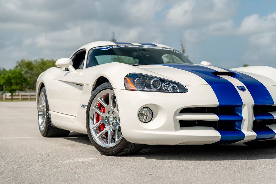 2006 Dodge Viper 3rd Gen - Image 20 of 31