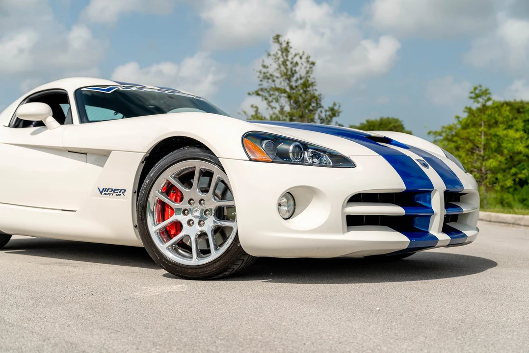 2006 Dodge Viper 3rd Gen - Image 21 of 31