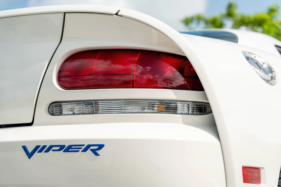 2006 Dodge Viper 3rd Gen - Image 30 of 31