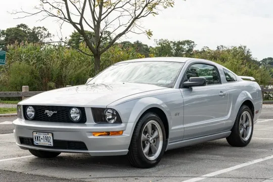 2006 Ford Mustang GT Coupe