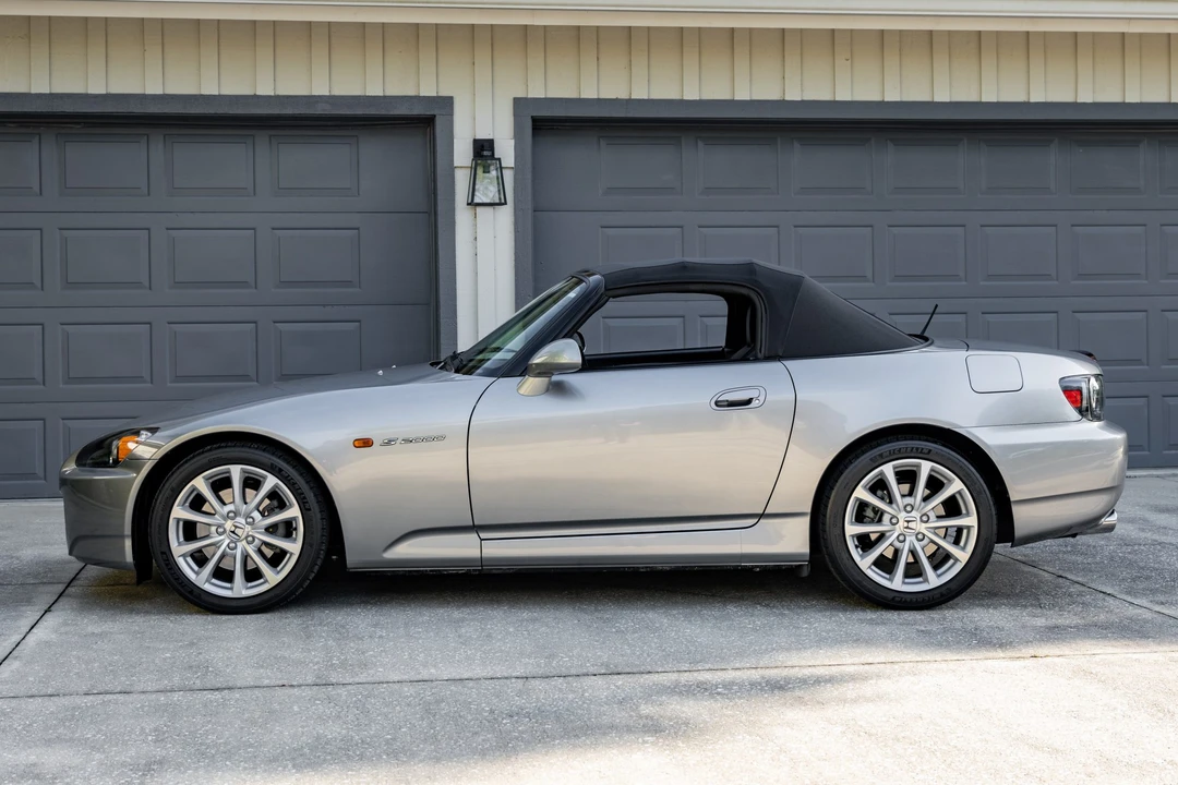 2006 Honda AP2 S2000 - Image 2 of 31