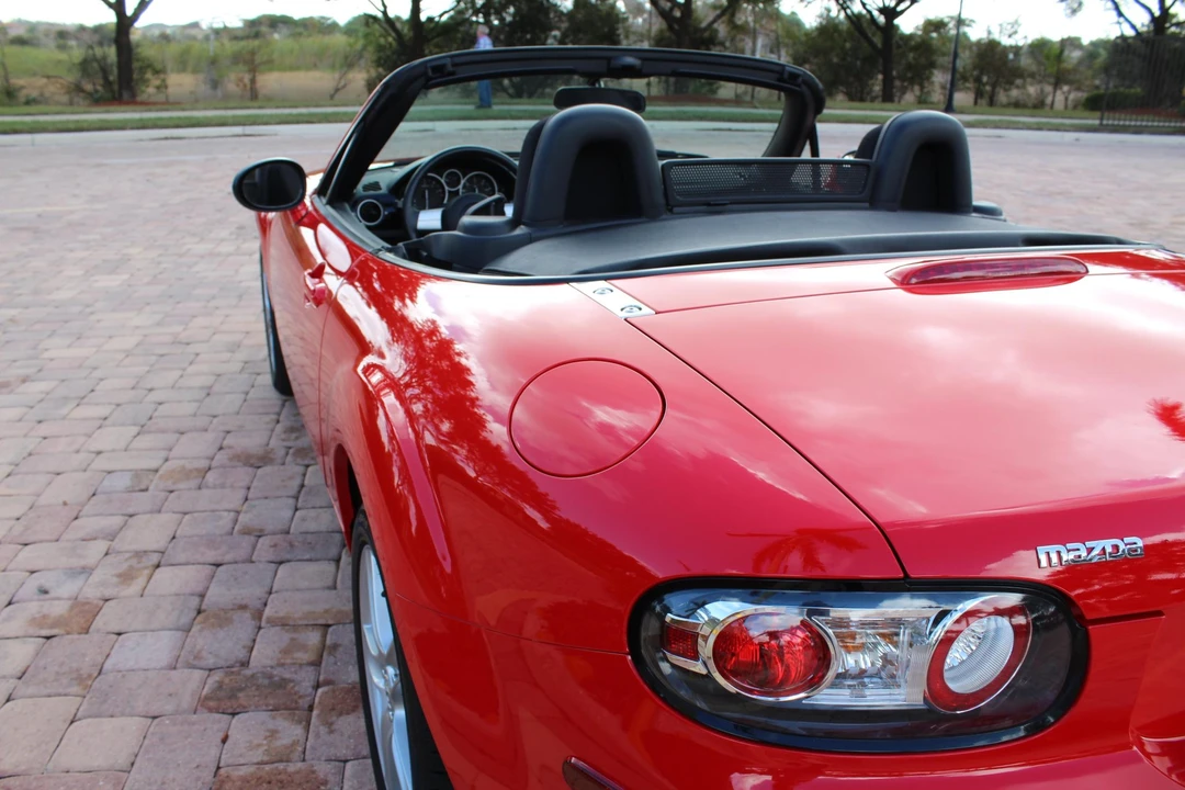 2006 Mazda NC MX-5 Miata - Image 22 of 31