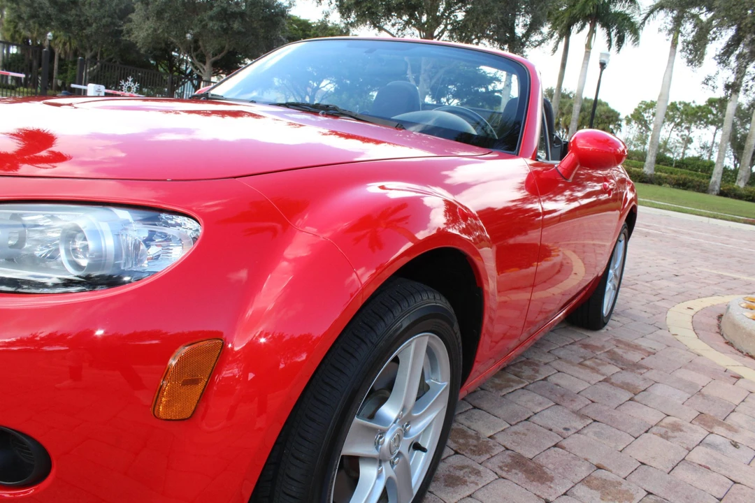 2006 Mazda NC MX-5 Miata - Image 23 of 31