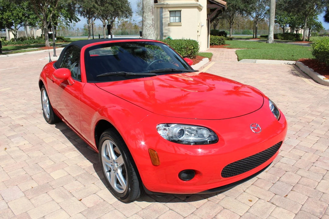 2006 Mazda NC MX-5 Miata - Image 15 of 31
