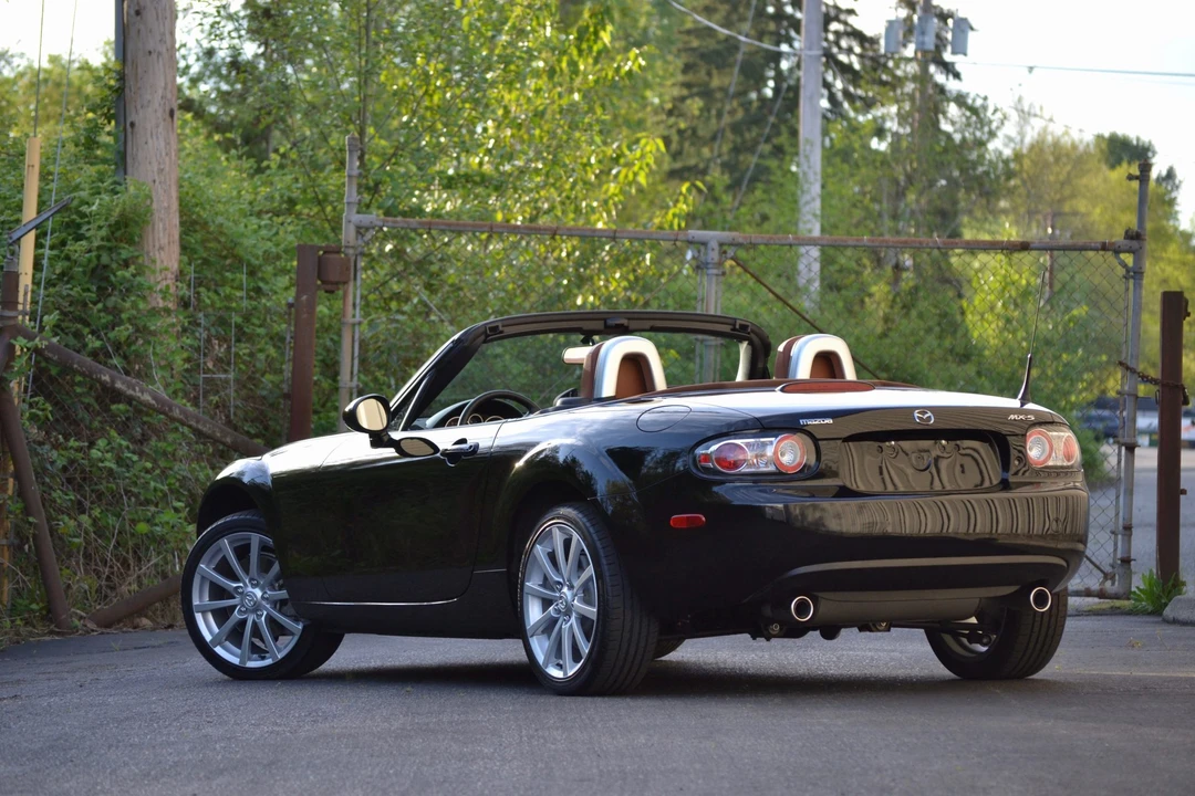 2006 Mazda NC MX-5 Miata - Image 13 of 31