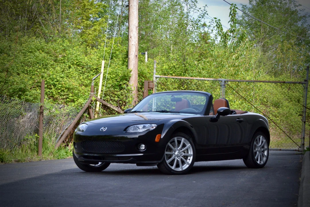 2006 Mazda NC MX-5 Miata - Image 18 of 31