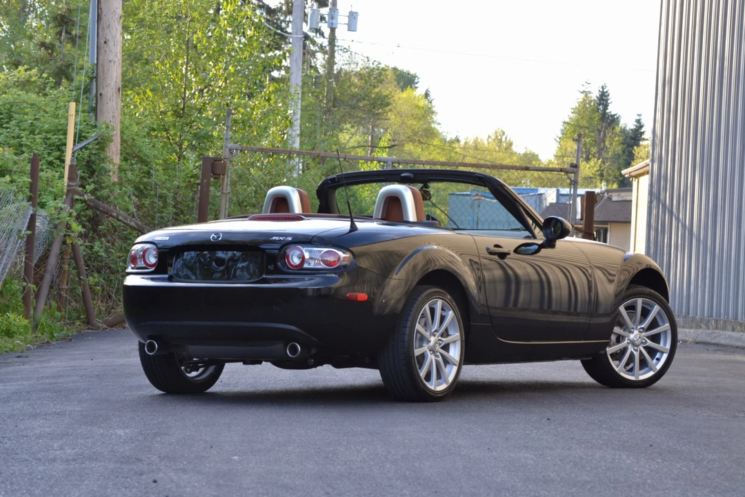 2006 Mazda NC MX-5 Miata - Image 11 of 31