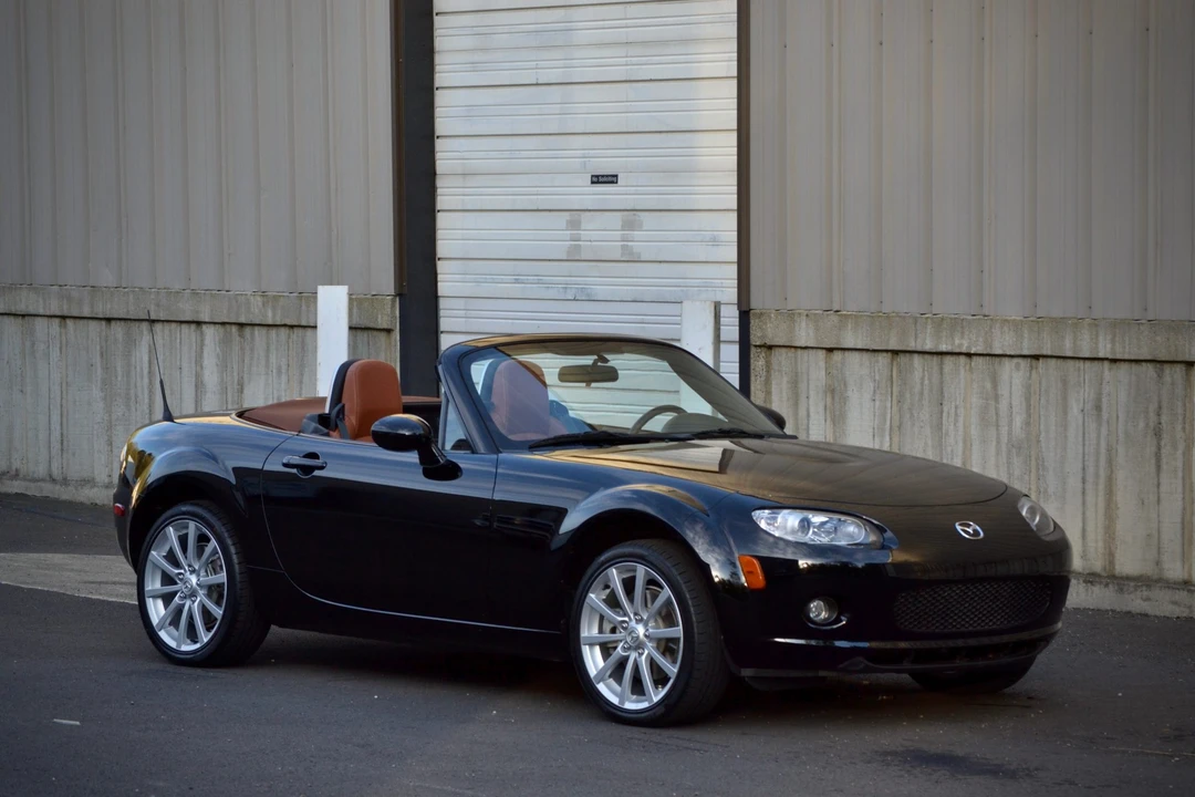 2006 Mazda NC MX-5 Miata - Image 5 of 31