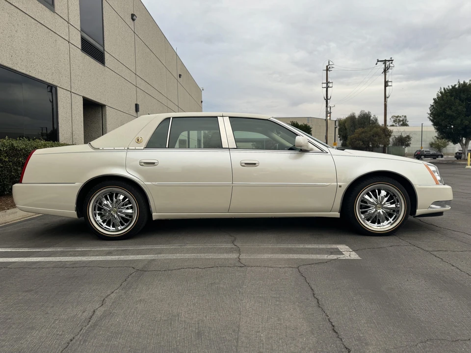 2007 Cadillac DTS - Image 14 of 31