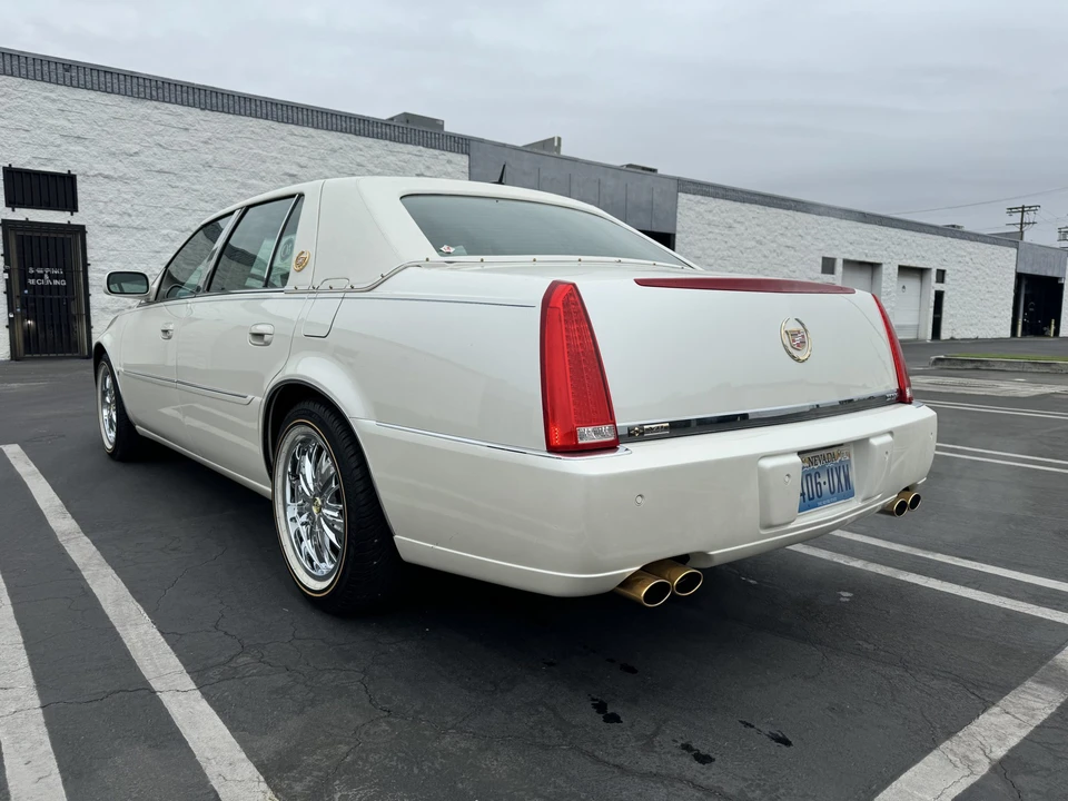 2007 Cadillac DTS - Image 29 of 31