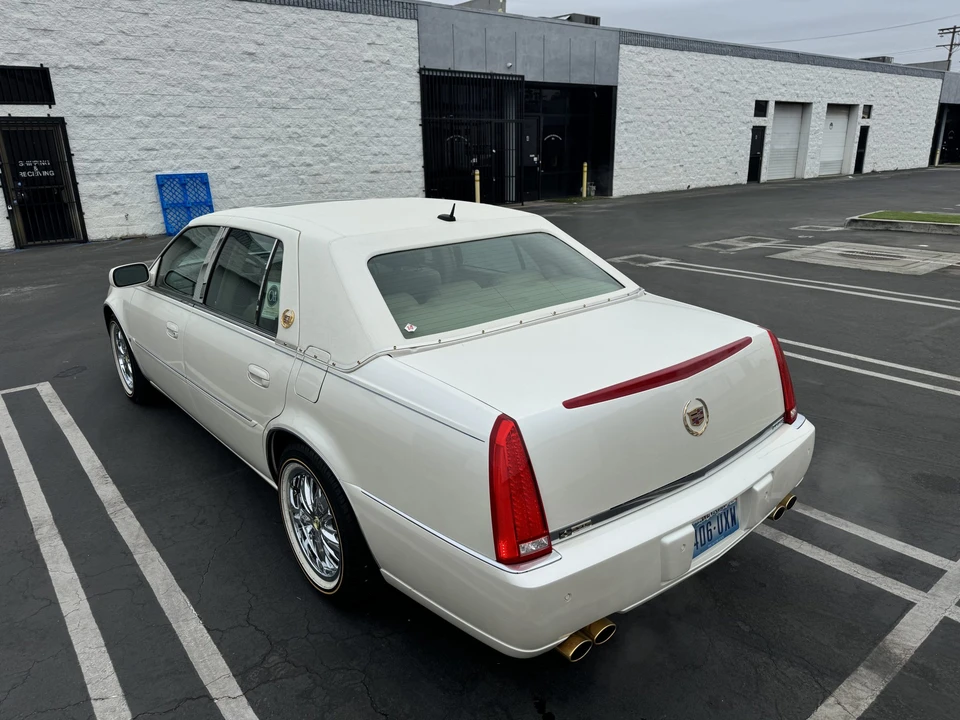 2007 Cadillac DTS - Image 30 of 31