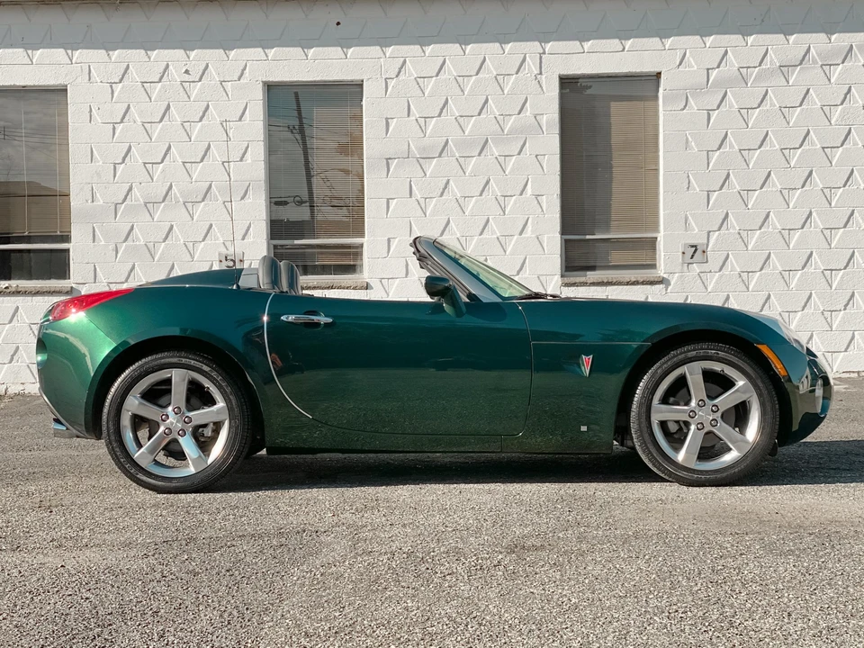 2007 Pontiac Solstice - Image 12 of 31