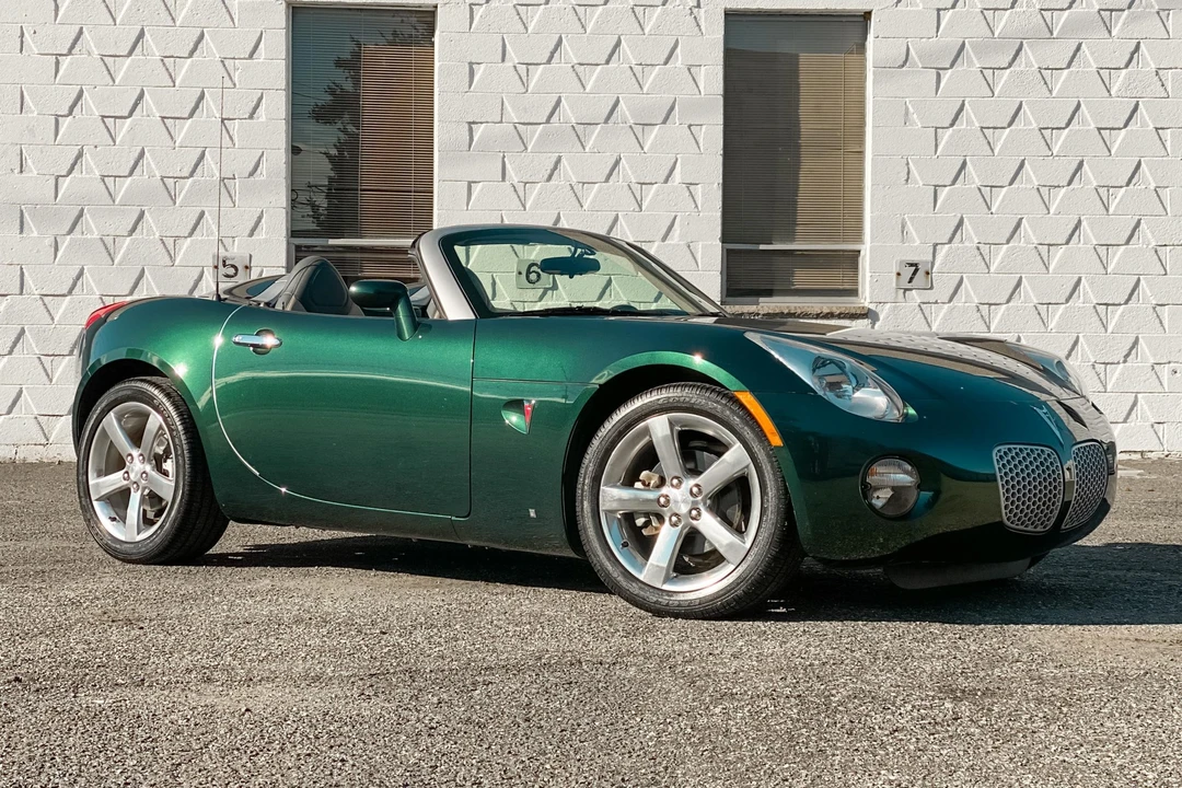 2007 Pontiac Solstice - Image 13 of 31