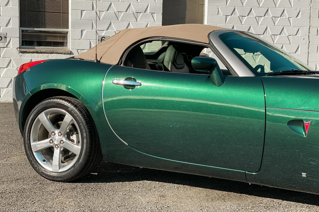 2007 Pontiac Solstice - Image 28 of 31