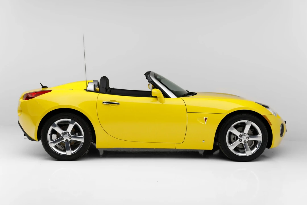 2007 Pontiac Solstice GXP - Image 9 of 31
