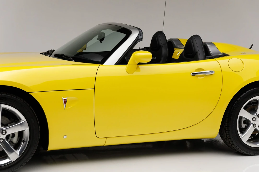 2007 Pontiac Solstice GXP - Image 24 of 31