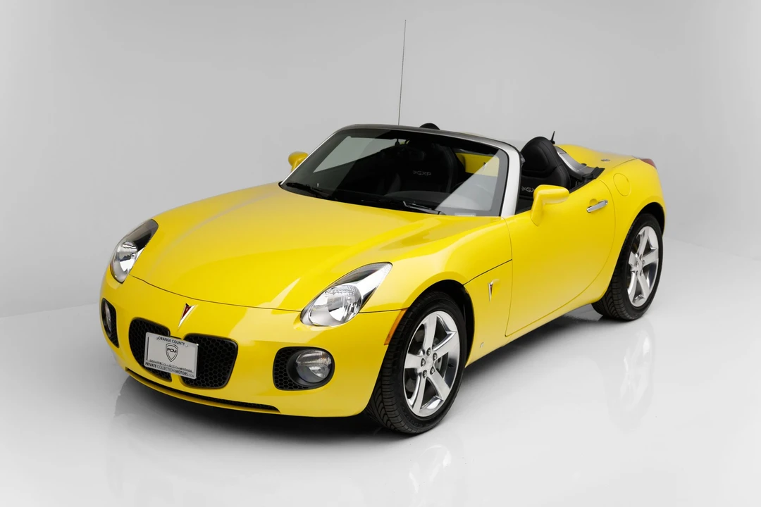 2007 Pontiac Solstice GXP - Image 2 of 31