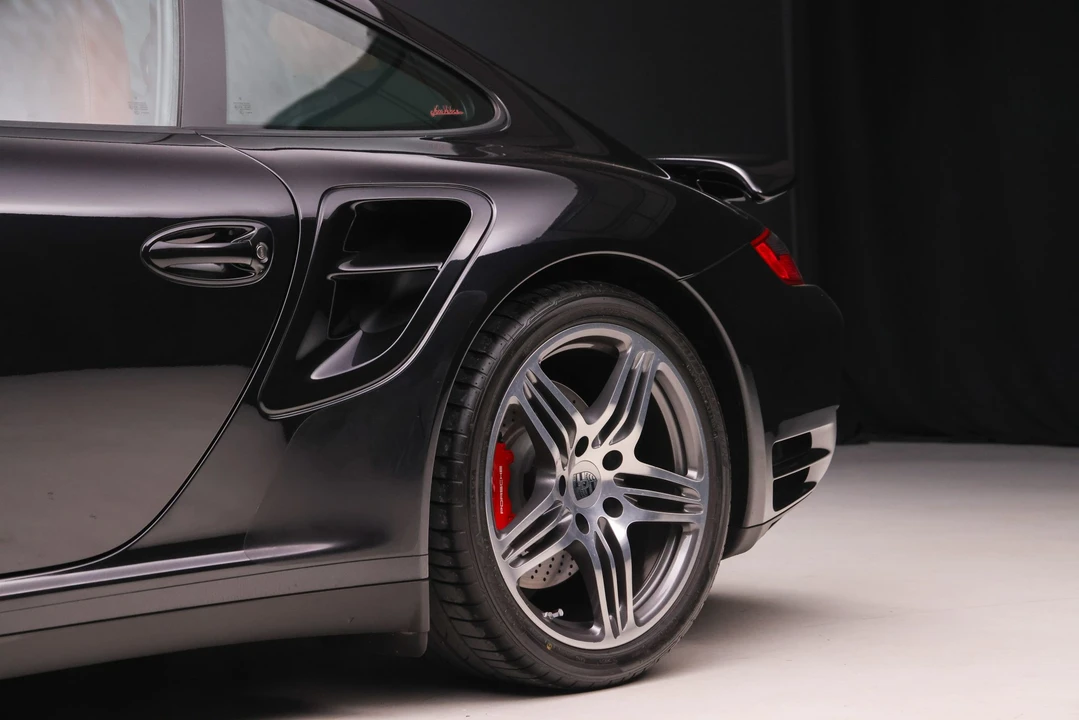 2007 Porsche 997 Turbo - Image 26 of 31