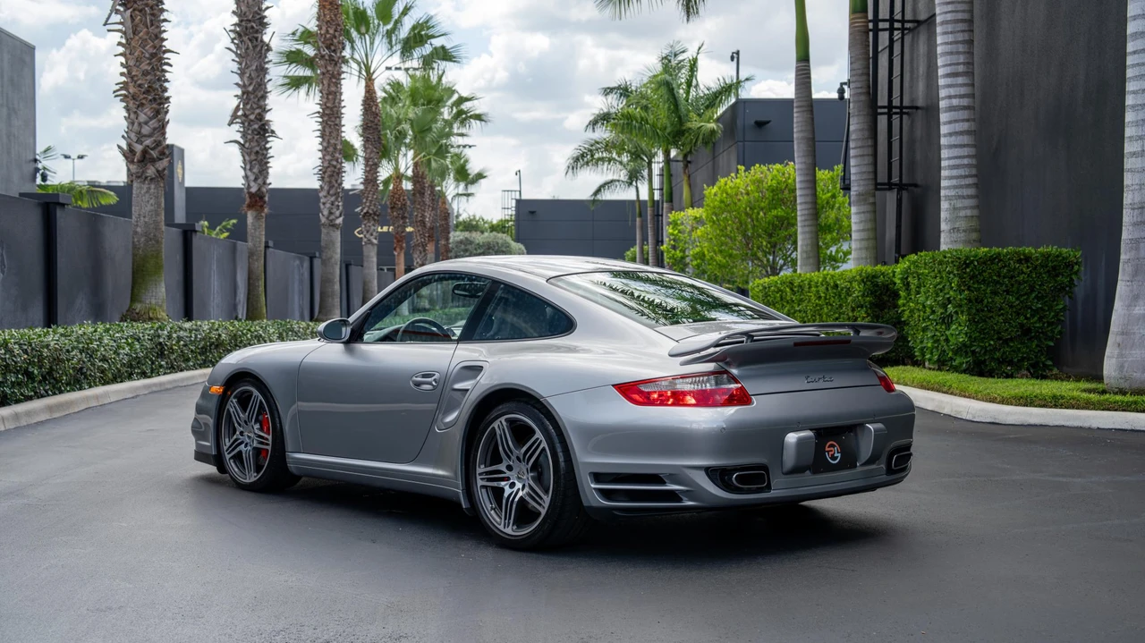 2007 Porsche 997 Turbo - Image 9 of 31