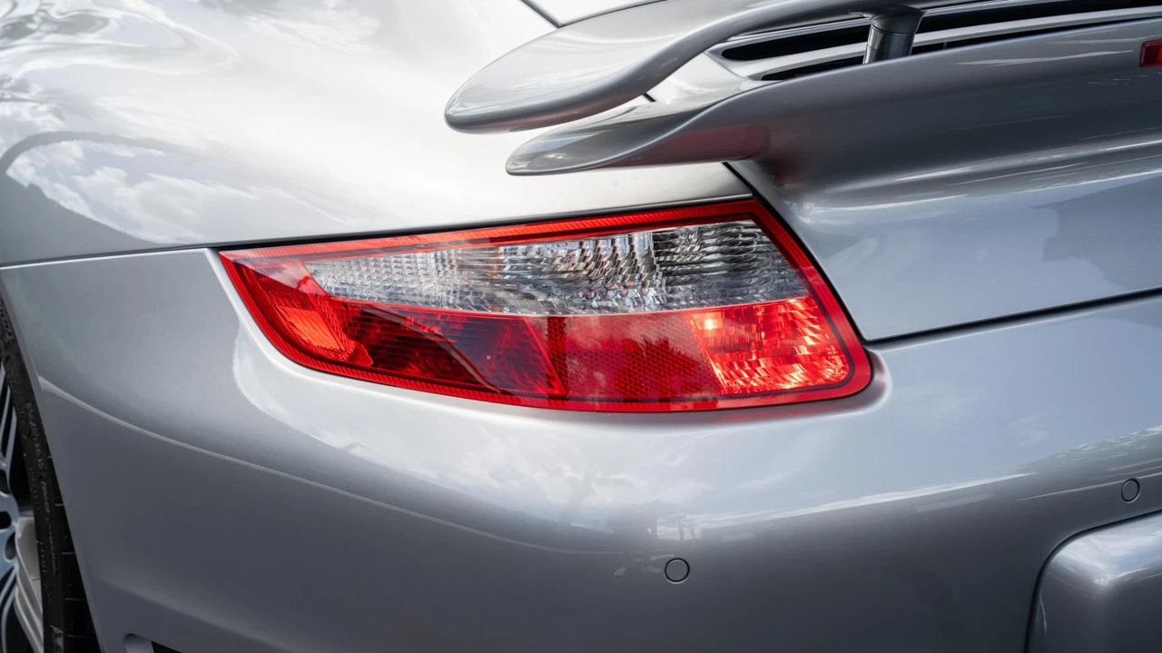 2007 Porsche 997 Turbo - Image 26 of 31