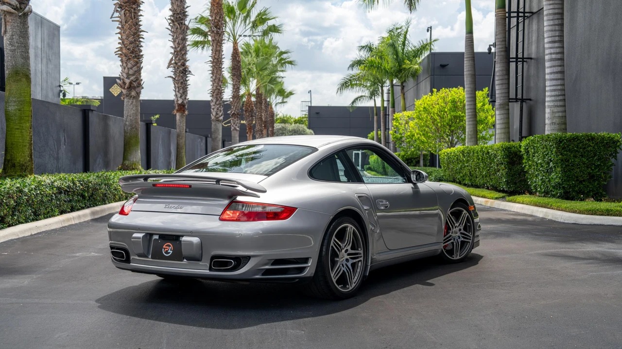 2007 Porsche 997 Turbo - Image 6 of 31